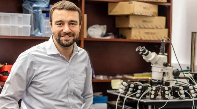 云端新芯片让它自己会学习既省电又安全j9国际站登录智能设备不用传数据到(图3) 云端新芯片让它自己会学习既省电又安全j9国际站登录智能设备不用传数据到(图3)